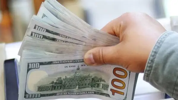 سعر الدولار في مصر اليوم الخميس 8 مايو 2025.. تحديث لحظي في البنوك والسوق السوداء