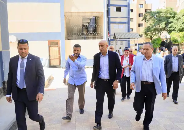 وزير التعليم يتفقد مواقع إنشاء مدارس جديدة بالمرج: إنهاء نظام الفترتين بداية من العام الدراسي المقبل