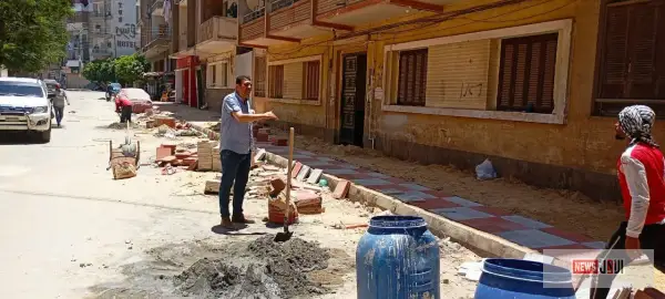 رئيس مدينة المنيا يتابع أعمال تطوير الأرصفة بحي شمال المدينة أمام مجمع المدارس والمنطقة الأزهرية