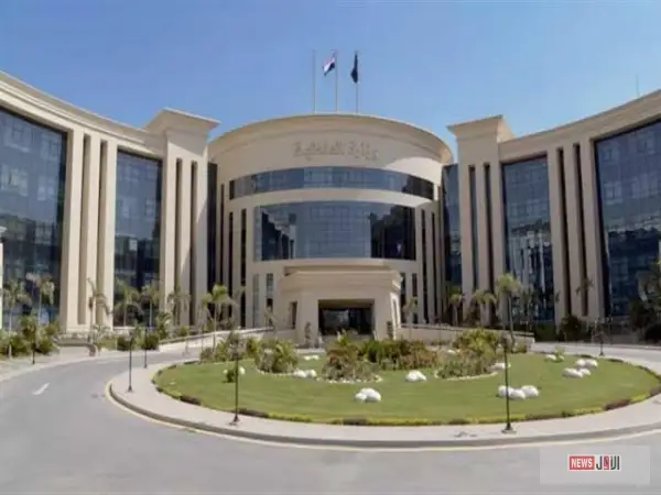 الداخلية تضبط عنصر جنائي وزوجته بتهمة غسل أموال 70 مليون جنيه حصيلة تجارة المخدرات بالقاهرة