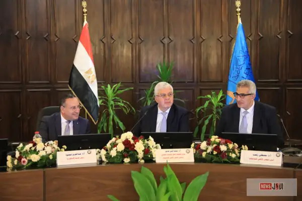 وزير التعليم العالي يترأس اجتماع المجلس الأعلى للجامعات بالإسكندرية ويُشيد بإنجازات الجامعات المصرية وتصنيفها العالمي