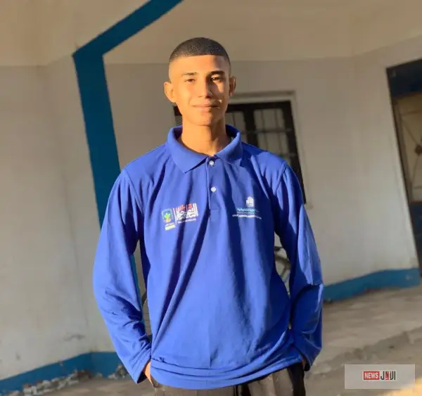 "كنت بشتغل في مزرعة فراخ".. قصة أحمد حمادة من العمل اليومي إلى قائمة أوائل الجمهورية في الدبلومات الفنية