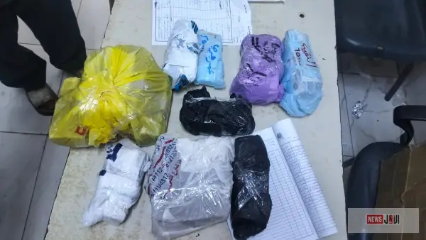 المسعف الأمين بطل الواقعة.. يعثر على 795 ألف جنيه مع مصاب في حادث بالمنيا ويسلمها لأسرته