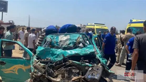 محمد النادي يكتب: سيارات الربع نقل ليست وحدها المتهم.. من المسؤول عن نزيف الأسفلت؟