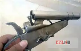 طلق خرطوش يصيب طالبًا بالخطأ خلال مشاجرة داخل مزرعة في سمالوط
