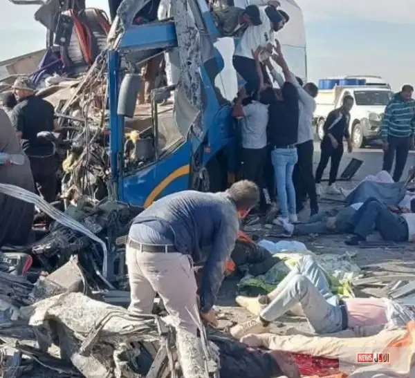 «مصابكم مصابنا».. أول بيان من شركة أمواج للنقل البري بعد حادث حافلتها بطريق الفيوم الصحراوي
