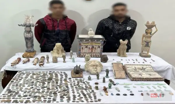 ضبط 521 قطعة أثرية بحوزة شخصين في سمالوط بالمنيا بقصد الاتجار