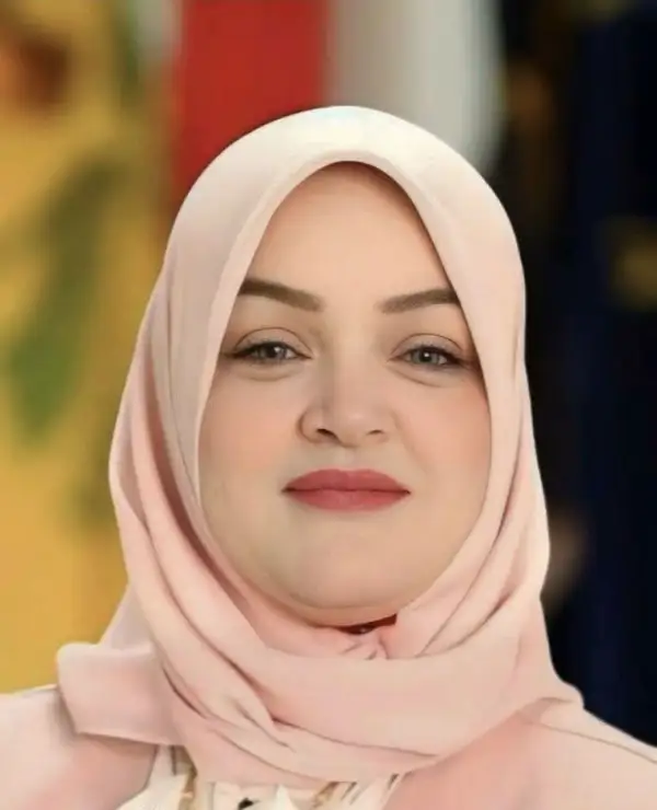 قرار جمهوري بتعيين الدكتورة إيمان الشريف عميدًا لكلية التربية النوعية بجامعة المنيا