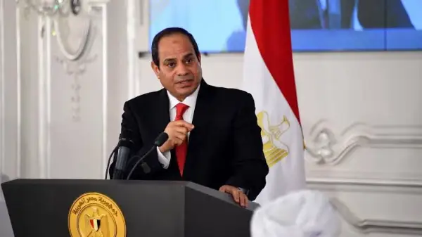 الرئيس السيسي يغادر الدوحة متوجهًا إلى الكويت في ثاني محطات جولته الخليجية