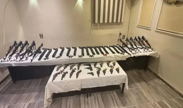 ضربات أمنية موجعة لتجار المخدرات والسلاح في أسيوط وأسوان ودمياط