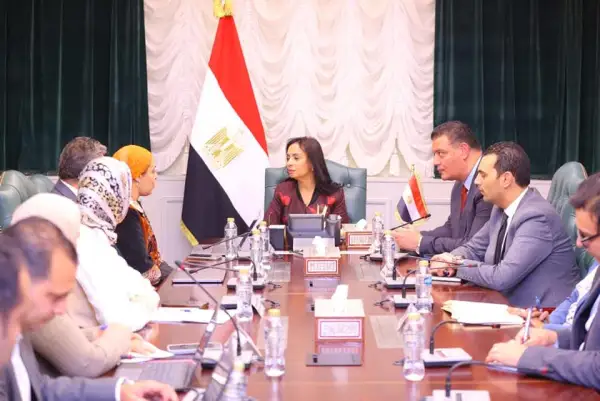 وزيرة التضامن الاجتماعي تبحث مع "حياة كريمة" و"ويل سبرنج" تطوير مؤسسات الرعاية الاجتماعية