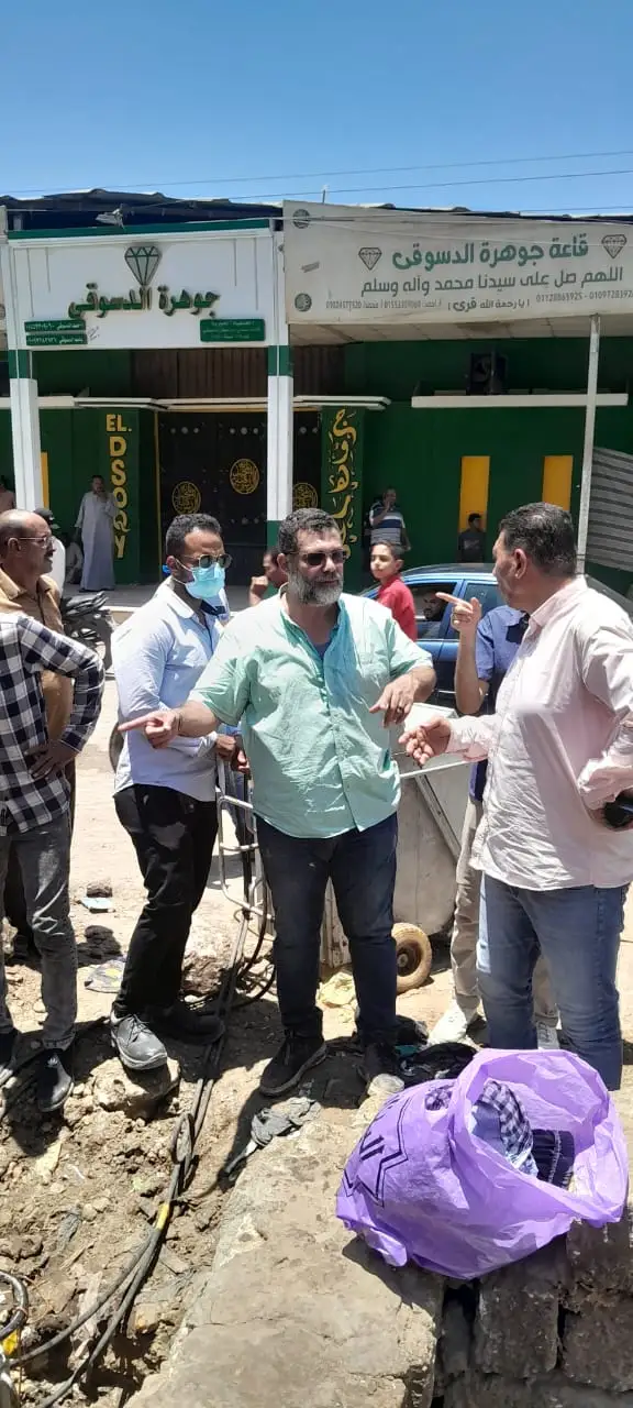 السيطرة على كسر في ماسورة غاز طبيعي دون إصابات بطريق قرية تلة في المنيا