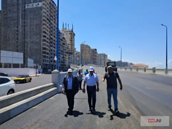 وزير الإسكان يعلن التشغيل التجريبي لكوبري محمد نجيب ضمن أعمال تطوير كورنيش الإسكندرية.. ومتابعة ميدانية لرئيس جهاز التعمير