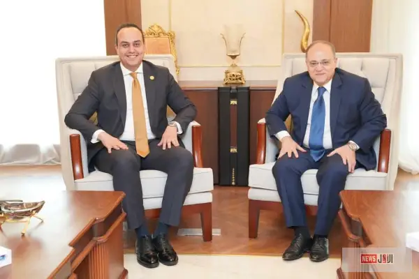 رئيس هيئة الرعاية الصحية يبحث مع رئيس هيئة الدواء المصرية تنفيذ نتائج المباحثات الروسية لتوطين الصناعات الطبية والدوائية في مصر