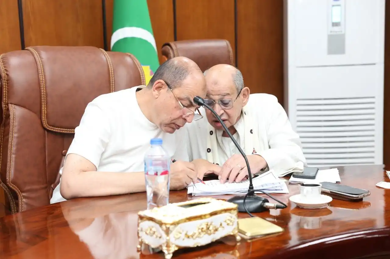 مرفق 718